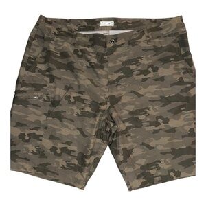 Hi Tec Camo Shorts 42